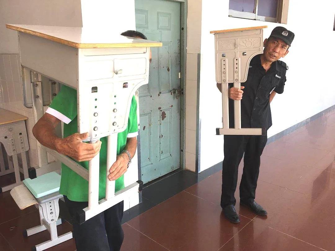 湖南保安服務,墻外高空清洗服務,湖南保利天創(chuàng)物業(yè)發(fā)展有限公司