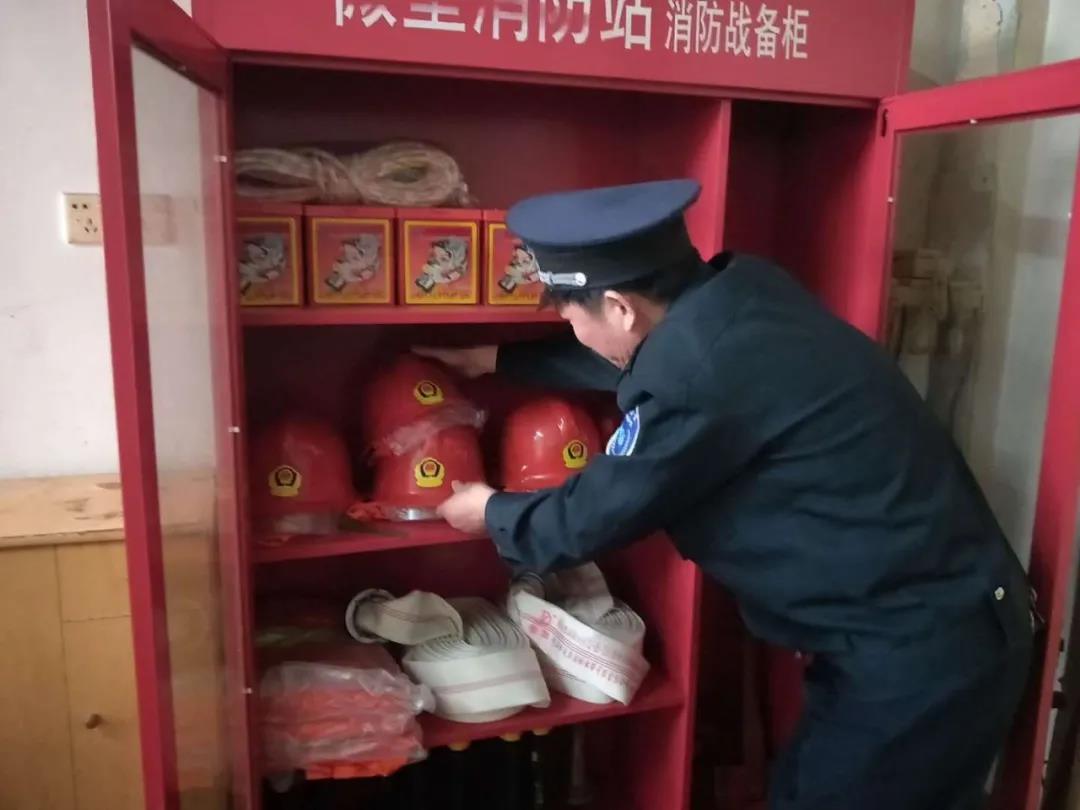 湖南保安服務,墻外高空清洗服務,湖南保利天創物業發展有限公司