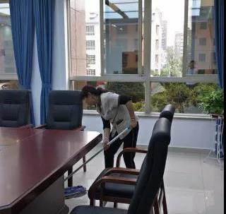 湖南保安服務,墻外高空清洗服務,湖南保利天創物業發展有限公司