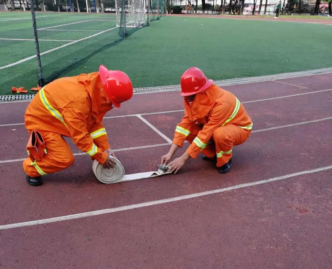 湖南保安服務,墻外高空清洗服務,湖南保利天創(chuàng)物業(yè)發(fā)展有限公司 湖南保安服務,墻外高空清洗服務,湖南保利天創(chuàng)物業(yè)發(fā)展有限公司