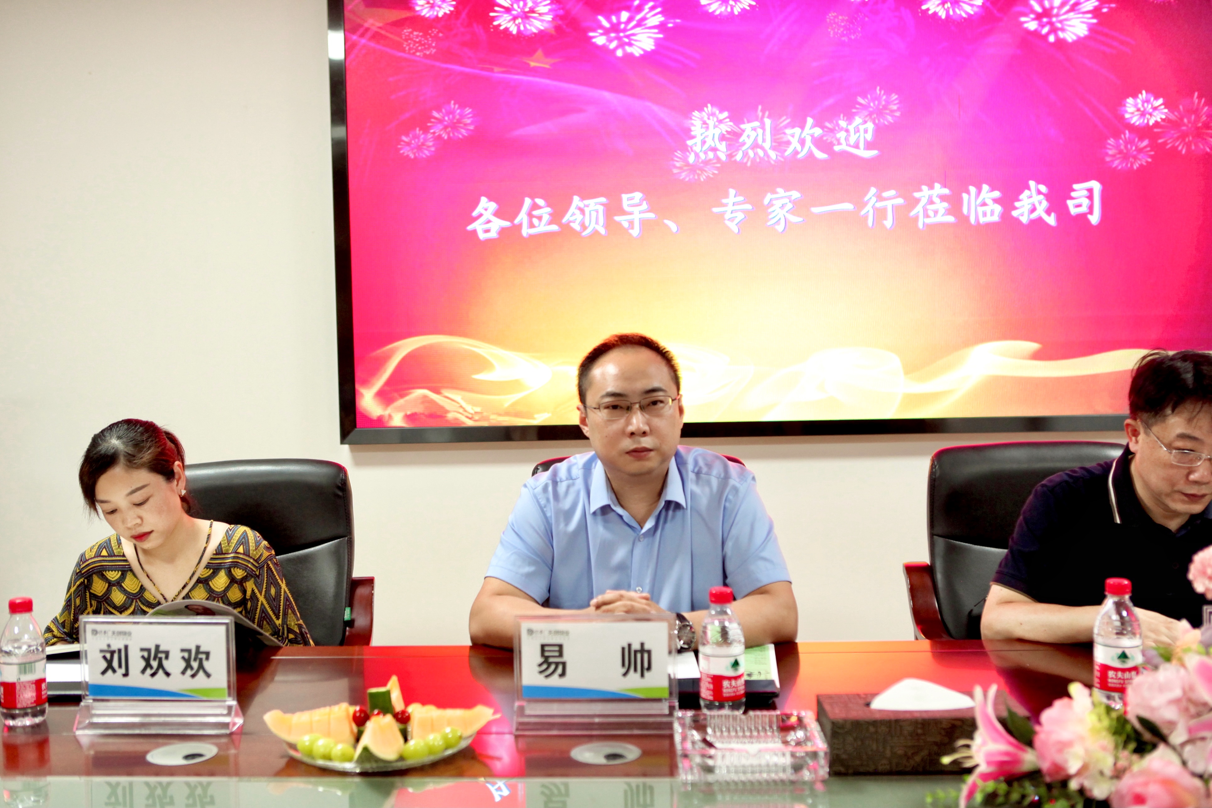 湖南保安服務,墻外高空清洗服務,湖南保利天創(chuàng)物業(yè)發(fā)展有限公司