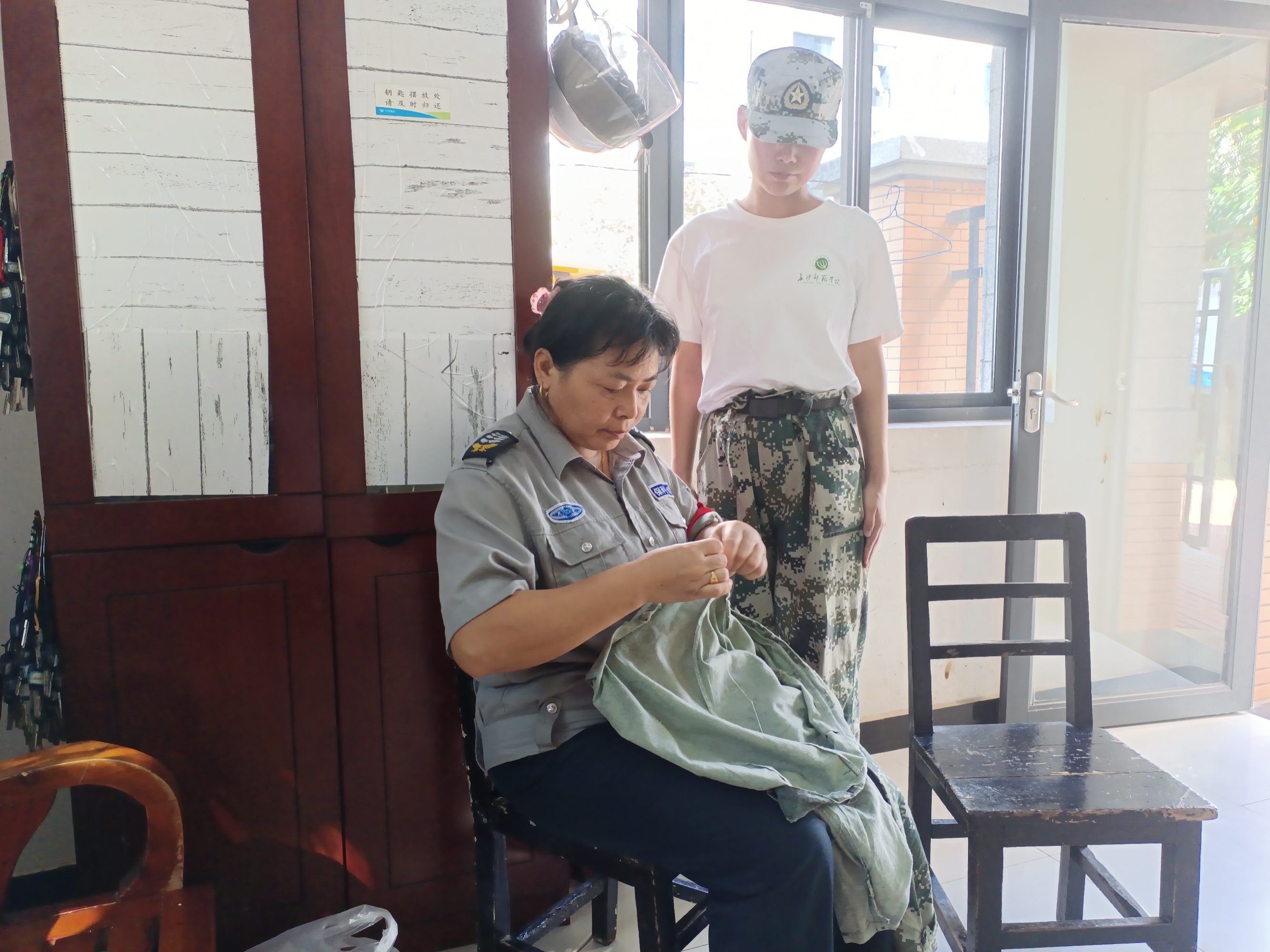 湖南保安服務,墻外高空清洗服務,湖南保利天創物業發展有限公司