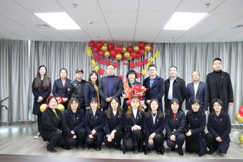 湖南保安服務,墻外高空清洗服務,湖南保利天創物業發展有限公司
