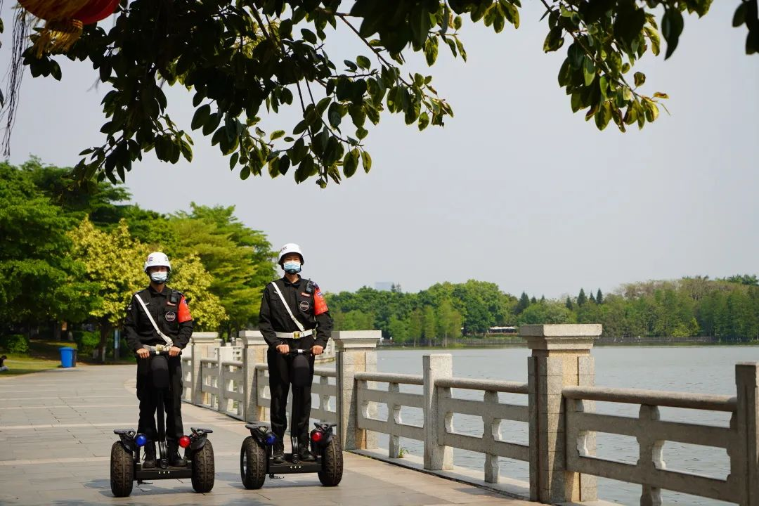 湖南保安服務,墻外高空清洗服務,湖南保利天創(chuàng)物業(yè)發(fā)展有限公司