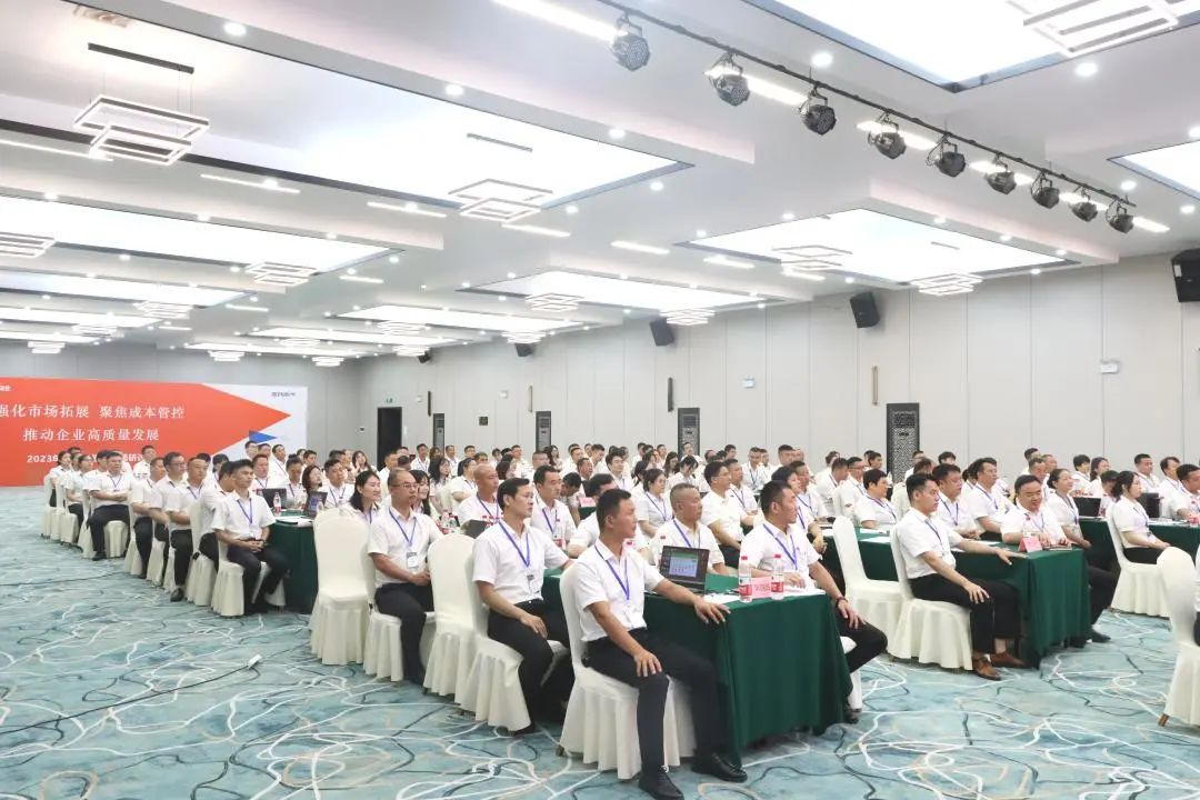 湖南保安服務,墻外高空清洗服務,湖南保利天創物業發展有限公司